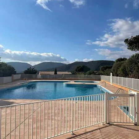 Tres Joli T2 40 M2 Avec Piscine La Croix-Valmer